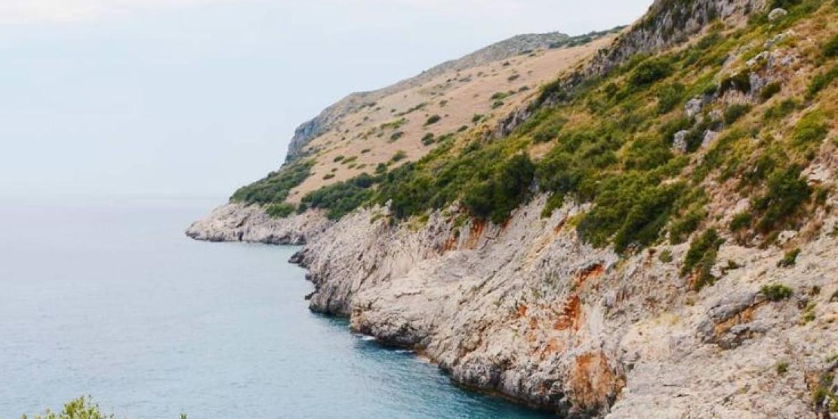 Sarandë, Butrint & Blue Eye Escape