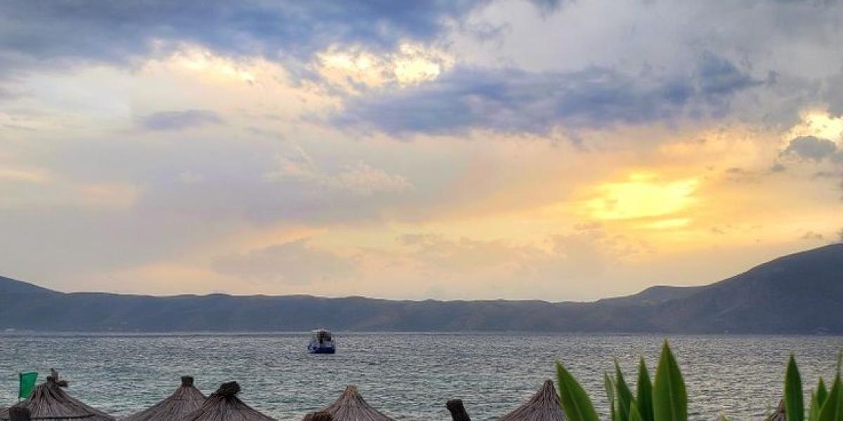 Radhimë Beach and Orikum Illyrian Ruins