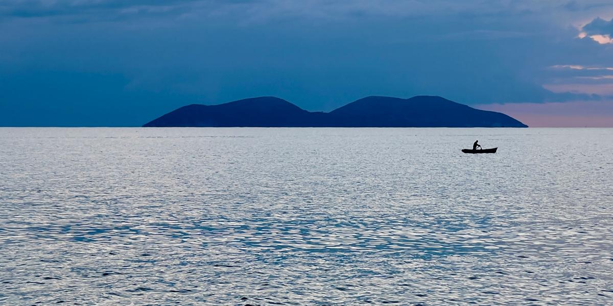 Radhimë Beach and Orikum Illyrian Ruins