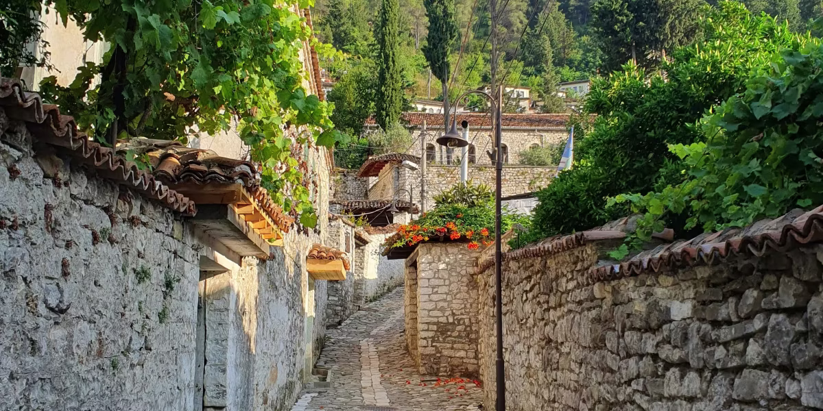 Berat – die Stadt der tausend Fenster