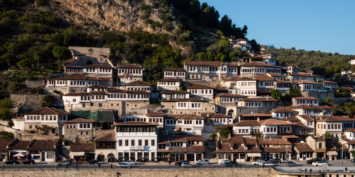 Berat – die Stadt der tausend Fenster